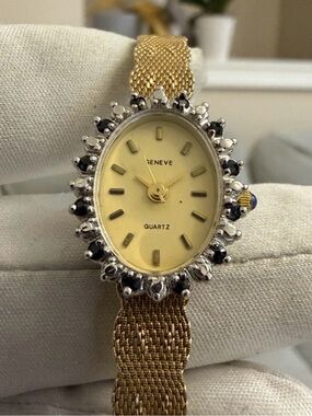 Vintage Geneve Ladies Quartz Watch - Sapphire Blue Halo Bezel, Woven Mesh Band